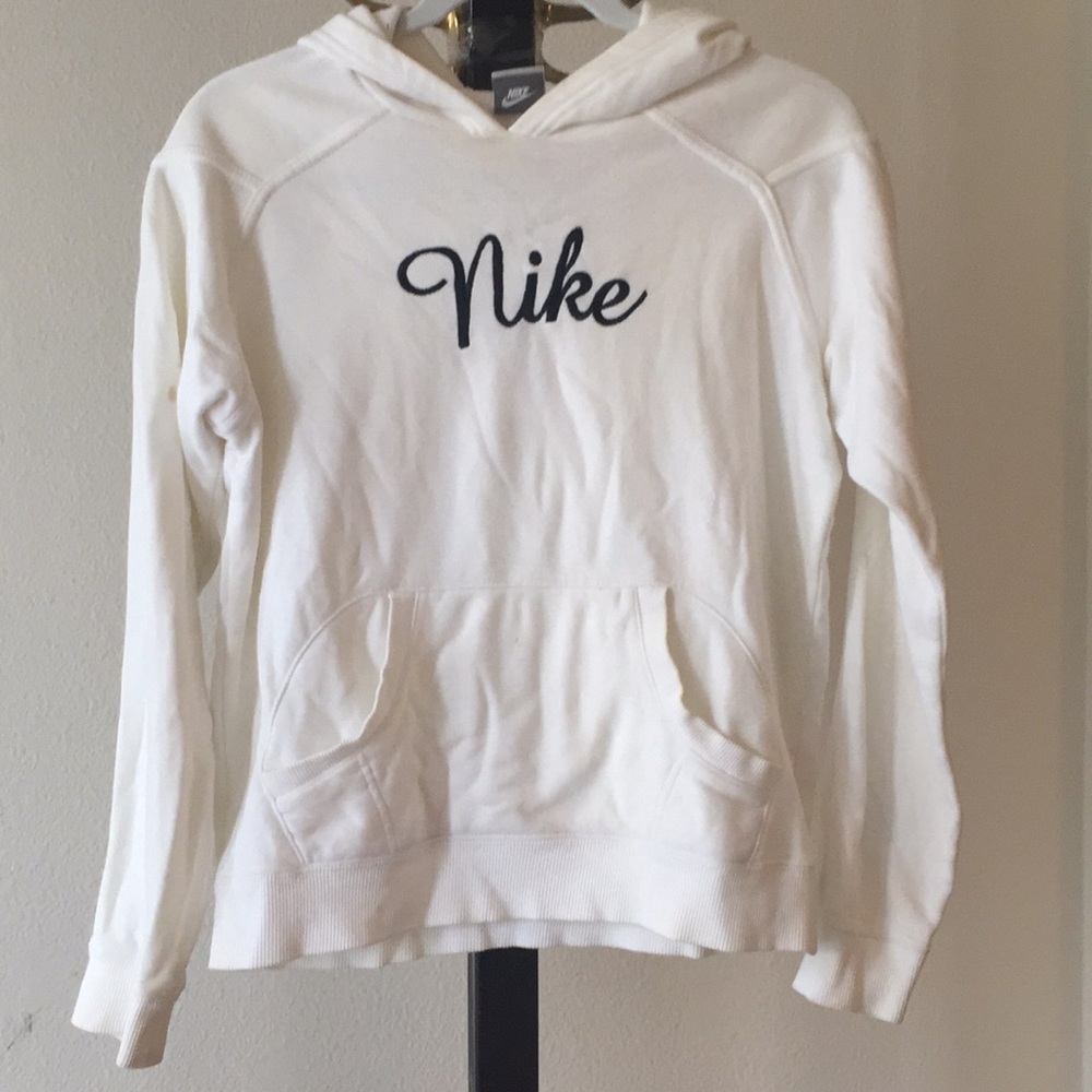 White Nike Classic Hoodie with Pocket, Very Plush